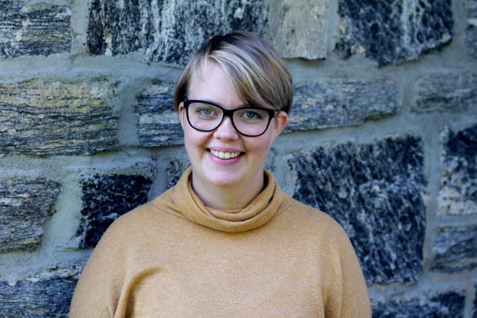 Nytilsett formidlar i Ivar Aasen-tunet, Synn&oslash;ve Marie S&aelig;tre. Foto: Ivar Aasen-tunet / Anders Aanes