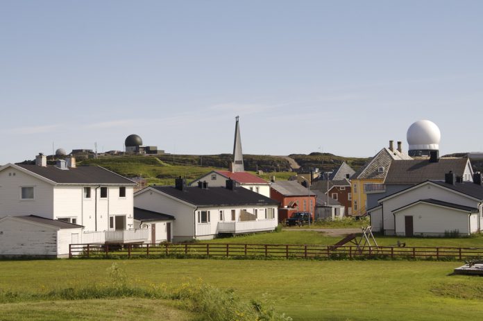 Vard&oslash; og Finnmark har det minste talet p&aring; veljarar av alle fylke, men sender likevel 5 representantar til Stortinget, medan Oslo, som har mest, sender 19. Blir det slik i framtida? Foto: Magne Thyrhaug/Flickr/CC-lisens.