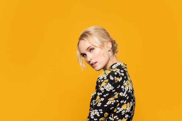 Eva Weel Skram vart f&oslash;rst kjend som songar i Eva & The Hearmaker. I 2016 var ho mellom anna med i TV2-programmet &laquo;Hver gang vi m&oslash;tes&raquo; og song &laquo;Selmas song&raquo; i NRK-julekalenderen &laquo;Sn&oslash;fall&raquo;. Foto: Stine Raastad