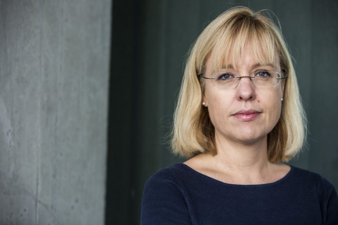 &ndash; Me kan ikkje overlata spr&aring;kteknologi til internasjonale akt&oslash;rar. Noreg m&aring; vera med &aring; bestemma og stilla krav om at me skal ha slike tenester p&aring; norsk og p&aring; begge m&aring;lformer, seier direkt&oslash;r i Spr&aring;kr&aring;det, &Aring;se Wet&aring;s. Foto: Mariam Butt / NTB scanpix / NPK